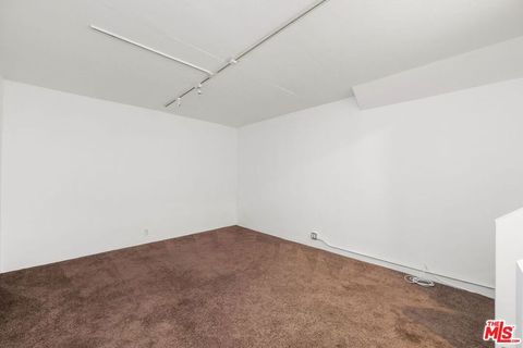Tiny photo for 812 16TH Street #7, Santa Monica, CA 90403 (MLS # 25598071)