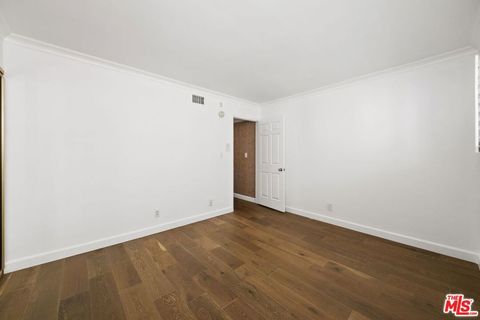 Tiny photo for 812 16TH Street #7, Santa Monica, CA 90403 (MLS # 25598071)