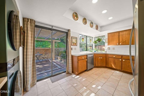 Tiny photo for 391 Estancia Place, Camarillo, CA 93012 (MLS # V1-39351)