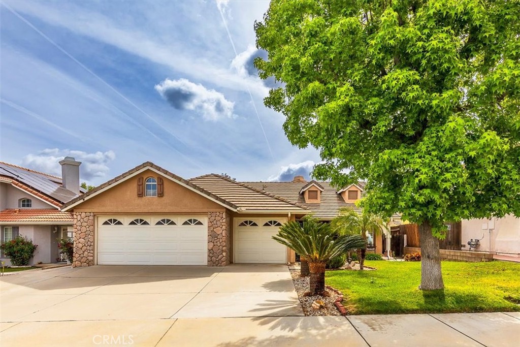 Photo 1 of 29 — 31370 Willowood Way, Menifee, CA 92584