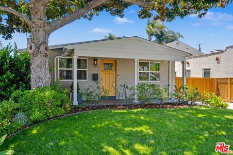 Photo of 523 N Lamer Street, Burbank, CA 91506 (MLS # 26832209)