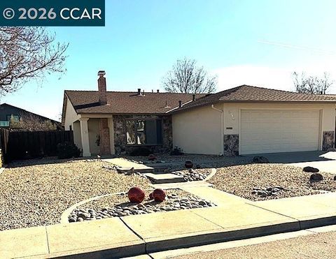 Photo of 656 Carla Street St, Livermore, CA 94550 (MLS # 41127647)