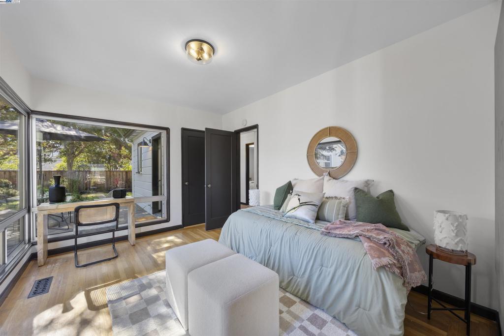 UPPER B STREET - Residential