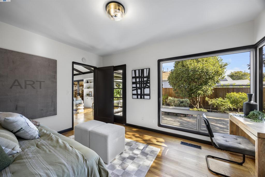 UPPER B STREET - Residential