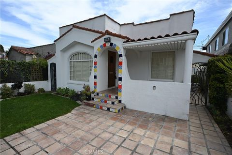 Photo of 162 Glendora Ave. Ave, Long Beach, CA 90803 (MLS # PW26073561)