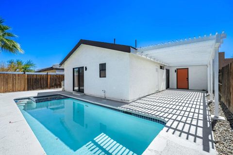 Photo of 3283 N Mica Drive, Palm Springs, CA 92262 (MLS # 219132465PS)