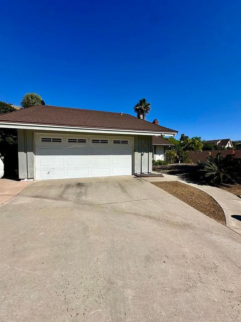 12627 Benavente Way San Diego CA 92129