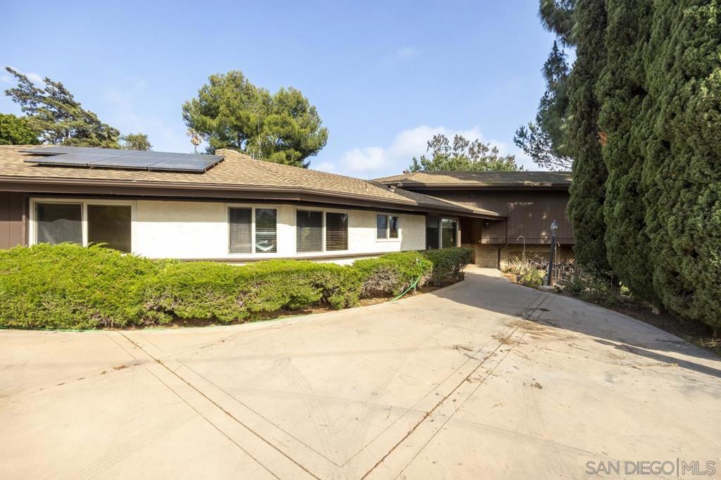 10167 GRANDVIEW DRIVE