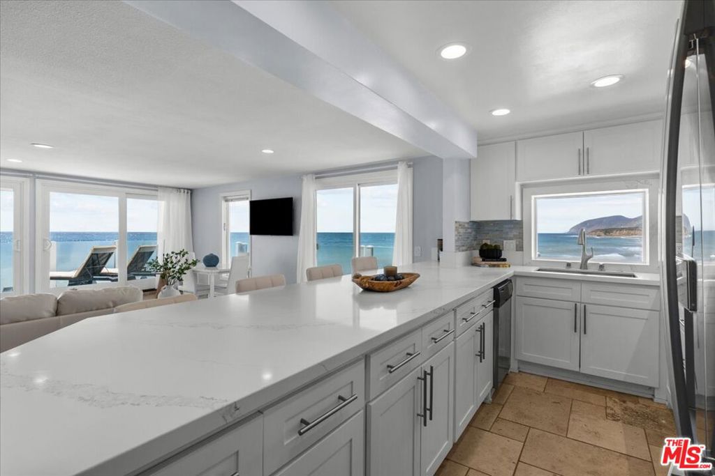 11770 Pacific Coast Highway # AA