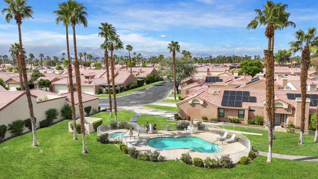 Oasis Country Club - Residential