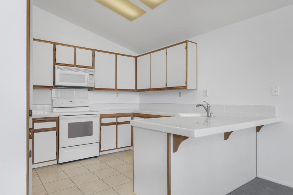 Oasis Country Club - Residential