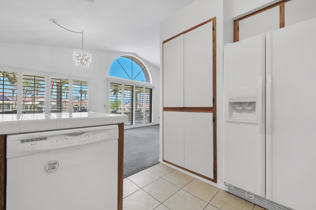 Oasis Country Club - Residential