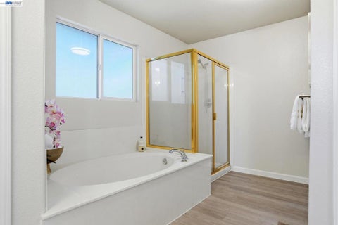 Tiny photo for 663 Clay Way Way, Ripon, CA 95366 (MLS # 41137329)