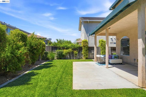 Tiny photo for 663 Clay Way Way, Ripon, CA 95366 (MLS # 41137329)
