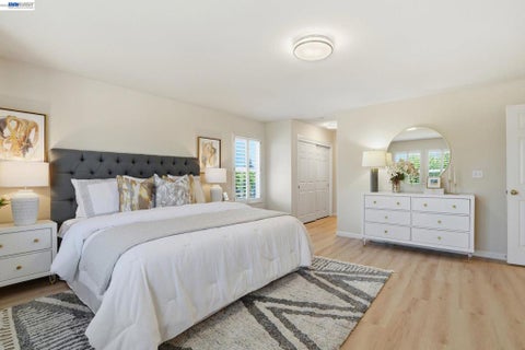 Tiny photo for 663 Clay Way Way, Ripon, CA 95366 (MLS # 41137329)