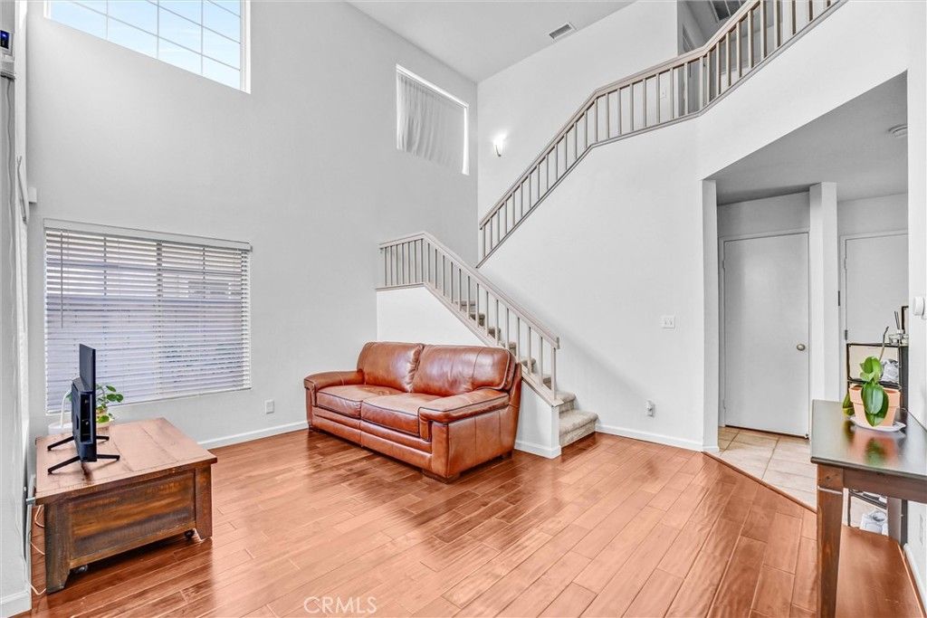 Photo of 1744 Empty Saddle Ave, Simi Valley, CA 93063 (MLS # TR26060552)