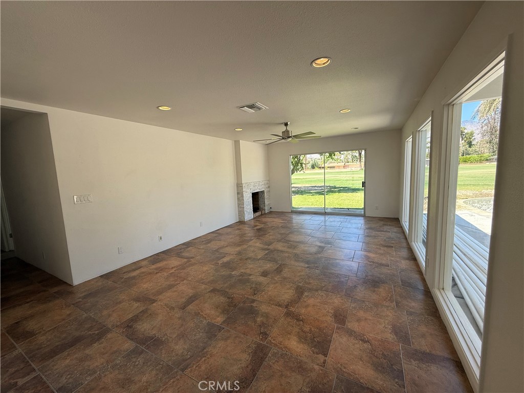 Tahquitz Creek Golf Course (33508) - Residential Lease