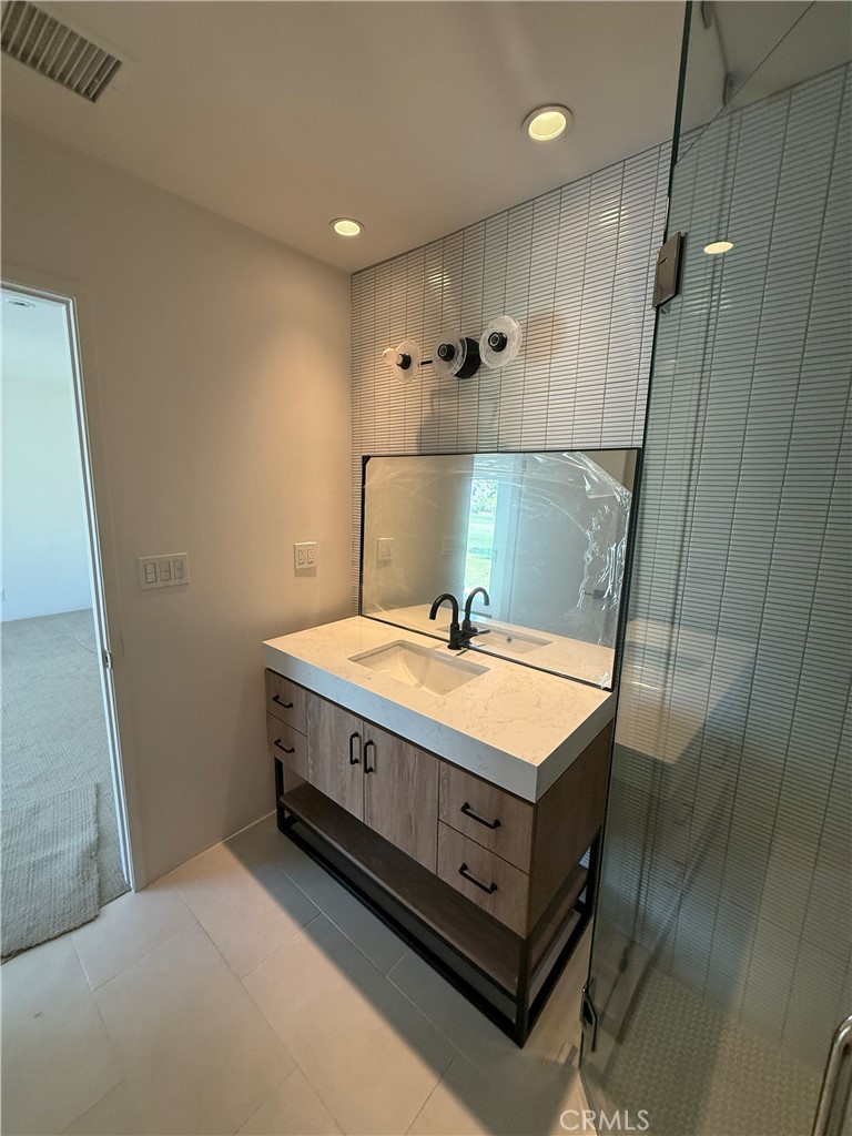 Tahquitz Creek Golf Course (33508) - Residential Lease