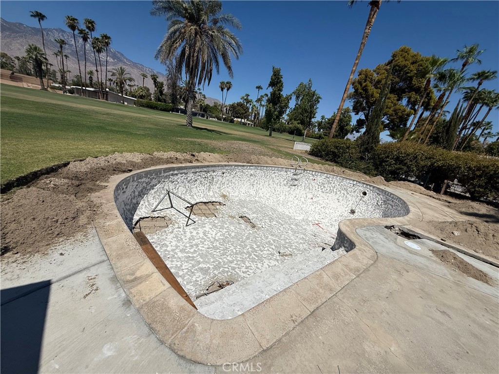 Tahquitz Creek Golf Course (33508) - Residential Lease