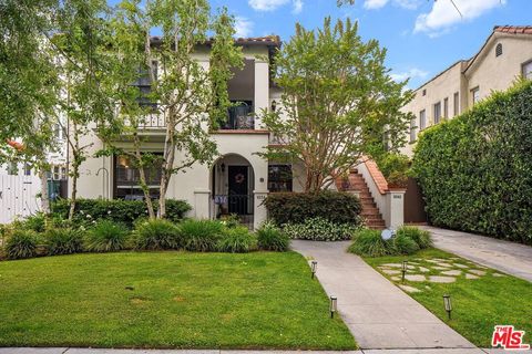 Photo of 1042 Hi Point Street, Los Angeles, CA 90035 (MLS # 26821143)
