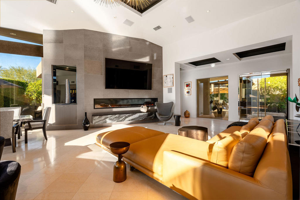 Waterford-420 - Residential