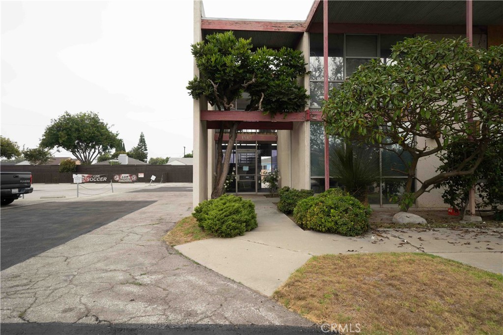 1515 W Redondo Beach Boulevard
