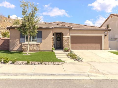 7863 Portofino Street Highland CA 92346