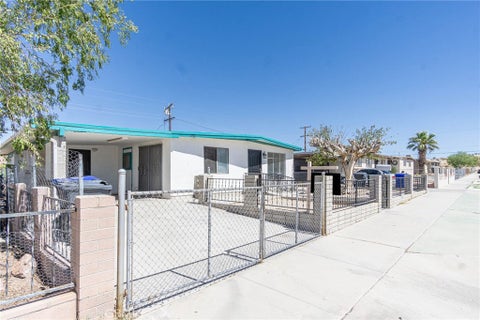 Photo of 1111 Taos DR, Barstow, CA 92311 (MLS # HD26193691)