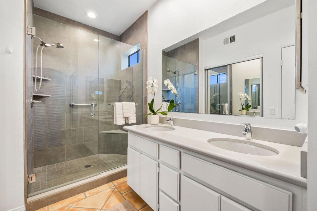 Palm Valley CC - Residential