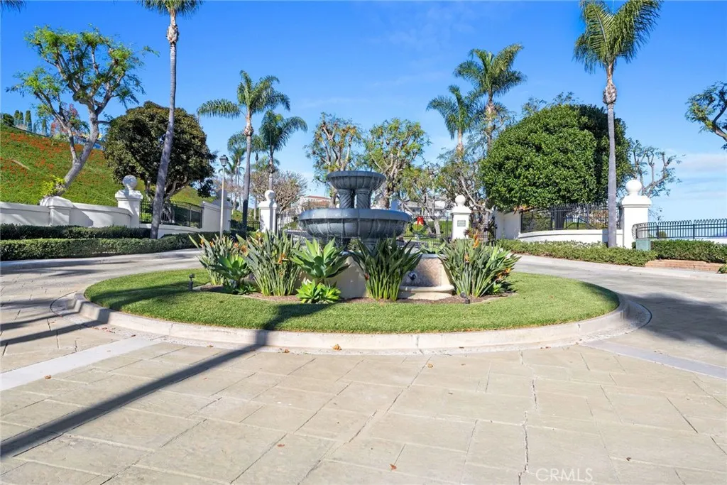 Laguna Niguel, California 92677, United States, 3 Bedrooms Bedrooms, ,3 BathroomsBathrooms,Residential,Active,253825