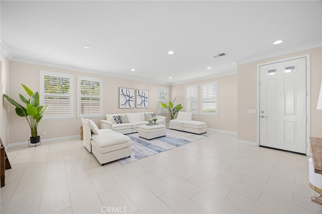 Photo of 205 Summit Vis, Lake Forest, CA 92630 (MLS # OC26216193)