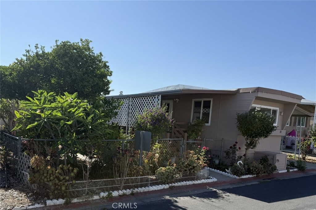 Investor’s Dream Opportunity in Oceanside!
Welcome to 4616 N River Road #78 – a charming 2-bedroom, 1-bath single-wide manufactured home located in a desirable all-ages community. This unit is perfect for savvy investors looking to purchase before renovations and enjoy the upside potential!
The home includes essential appliances such as a stove, refrigerator, dishwasher, washer & dryer – all ready for your immediate use or future tenants.
Priced at just $175,000 ARV, this property is being offered as-is, giving buyers a chance to jump in before planned upgrades increase its value. Upcoming improvements are set to include a brand-new master suite, adding an additional bedroom and bath, as well as new flooring and fresh paint throughout.
Price Before repairs is $150k or OBO
Don’t miss this opportunity to invest in one of Oceanside’s most accessible communities – minutes from shopping, dining, and freeway access.
Buy now and build instant equity!
BONUS** Beautiful garden paradise including mature fruit trees. Lemon, Lime, Orange, and Peach