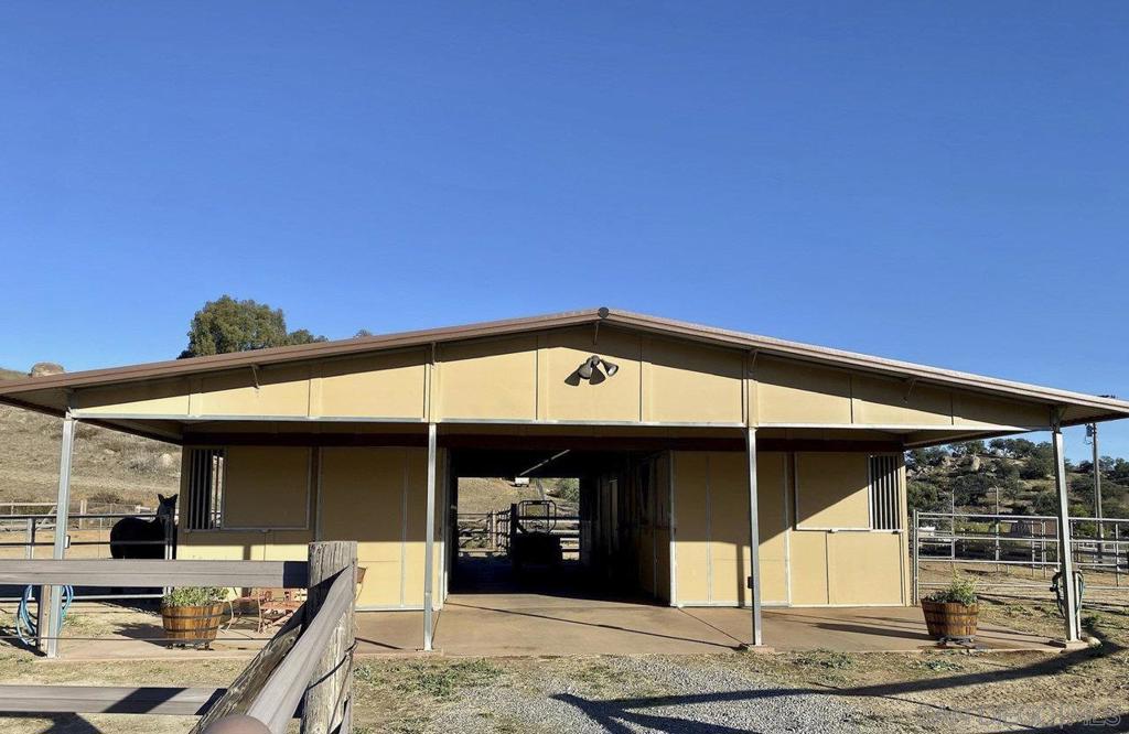 Ramona - Residential