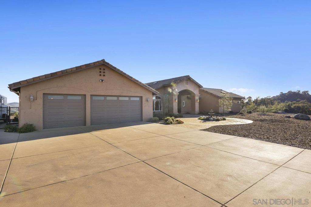 Ramona - Residential