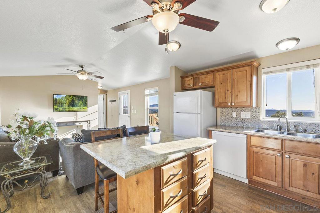 Ramona - Residential