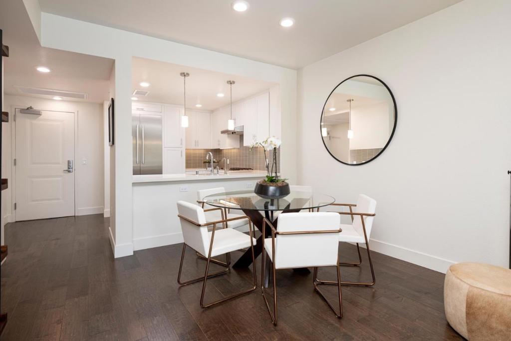 657 Walnut Street 326
