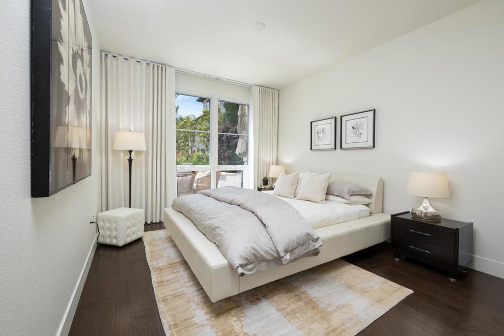 657 Walnut Street 326