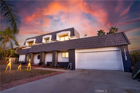MLS: SR26049641