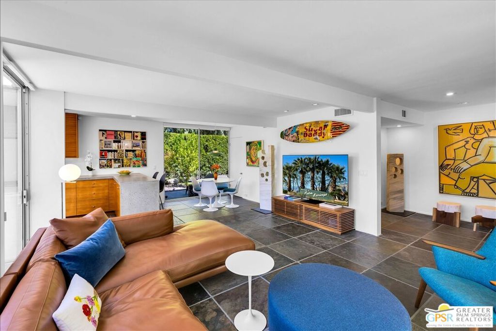 Racquet Club Garden Villas - Residential