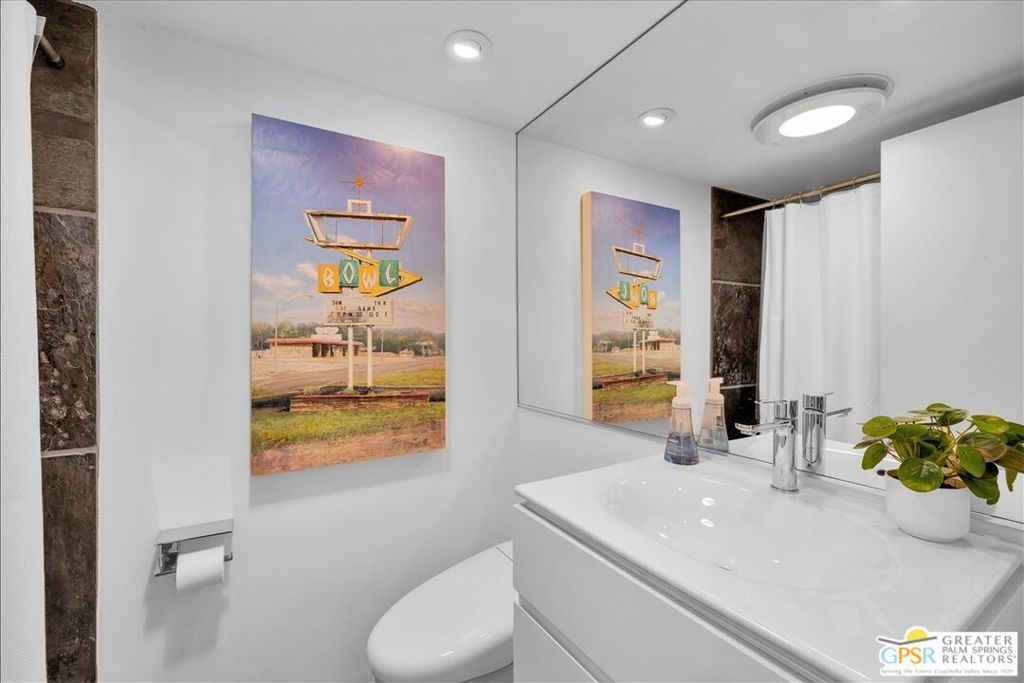 Racquet Club Garden Villas - Residential