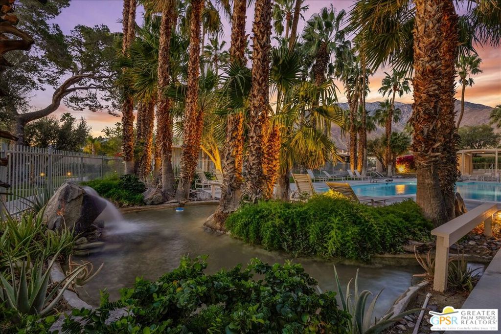 Racquet Club Garden Villas - Residential