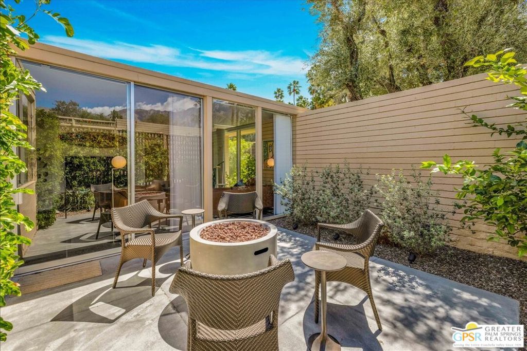 Racquet Club Garden Villas - Residential