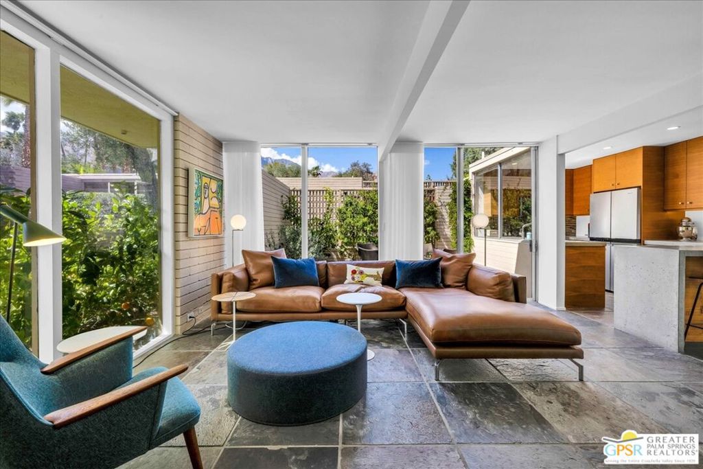 Racquet Club Garden Villas - Residential