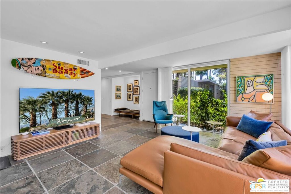 Racquet Club Garden Villas - Residential