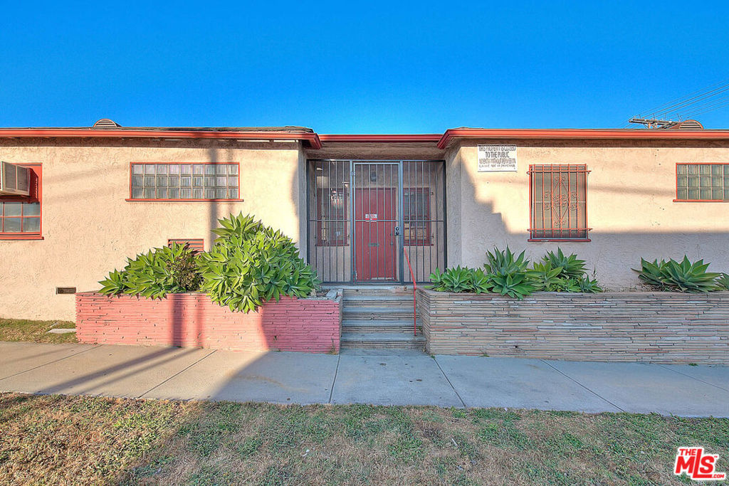 3956 W Slauson Avenue