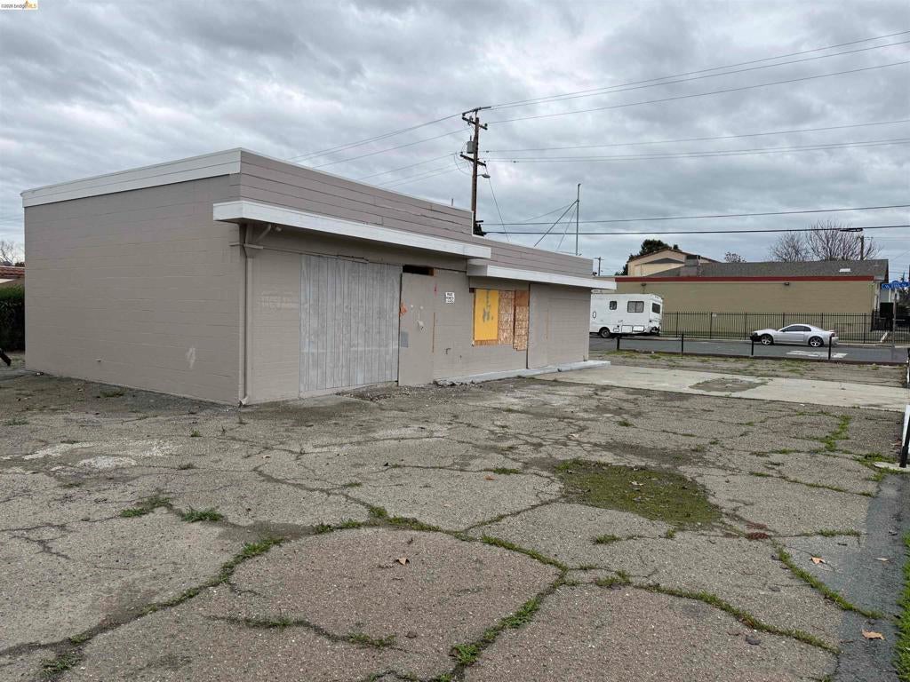 415 G St
