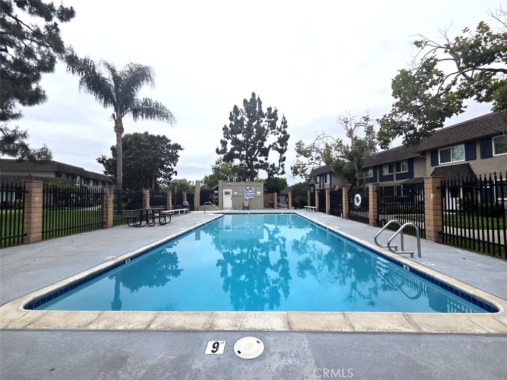 4128 Elizabeth Court