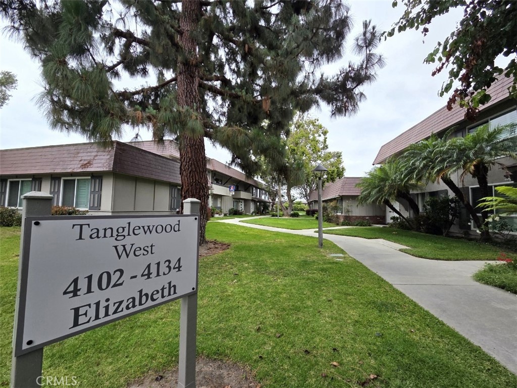 4128 Elizabeth Court