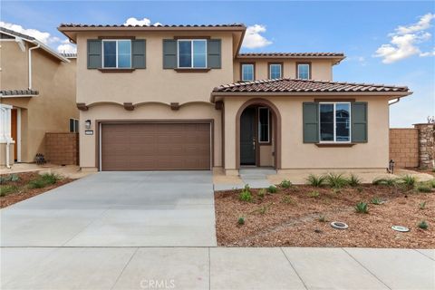 Photo of 33303 Celadon Avenue, French Valley, CA 92596 (MLS # CV26094004)