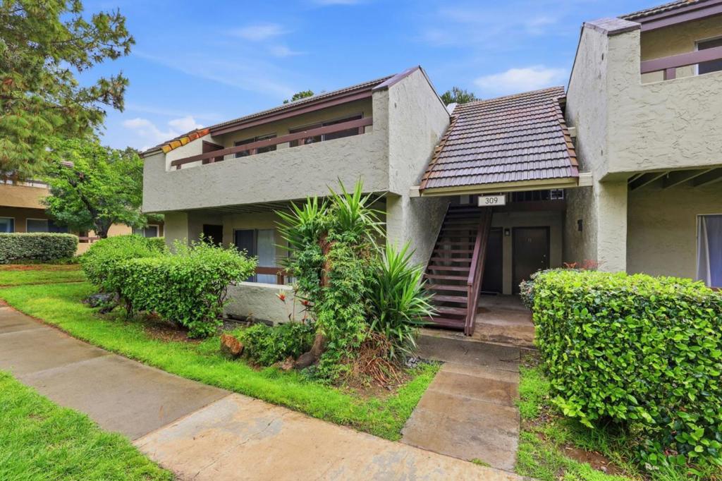 309 Tradewinds Drive 10